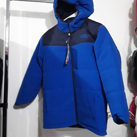New North Face Youth jacket - Picture 5 of 7